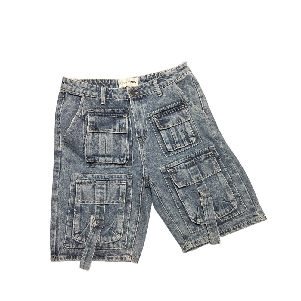 Fashion Nova Non Stretch Cargo Shorts - Medium Wash (7). NWOT - Picture 3 of 6